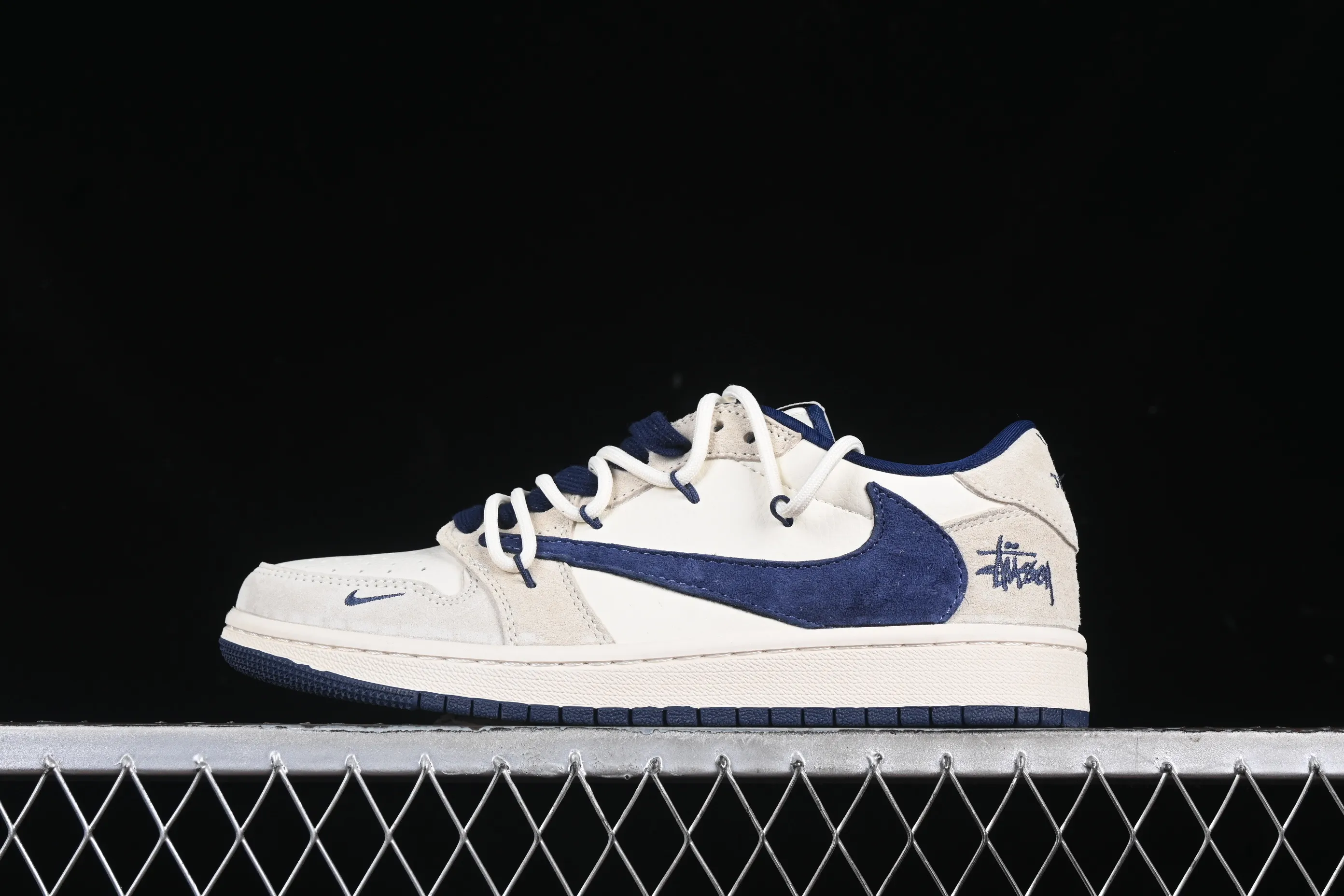 All categories Air Jordan Jordan series basketball shoes Air Jordan 1 Low High-end customized low-top sneakers Travis Scott x Fragment Design x Air Jordan 1 Low OG SP AJ1 Joe 1 Stussy joint blue hook drawstring low-top cultural casual sneakers DM9288-003